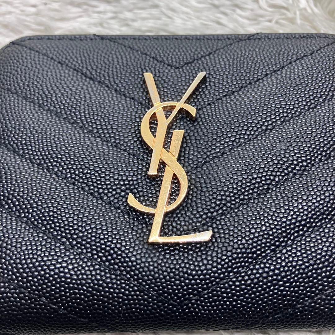美品✨ サンローラン 二つ折り財布 カサンドラ キャビアスキンYSL Vステッチ