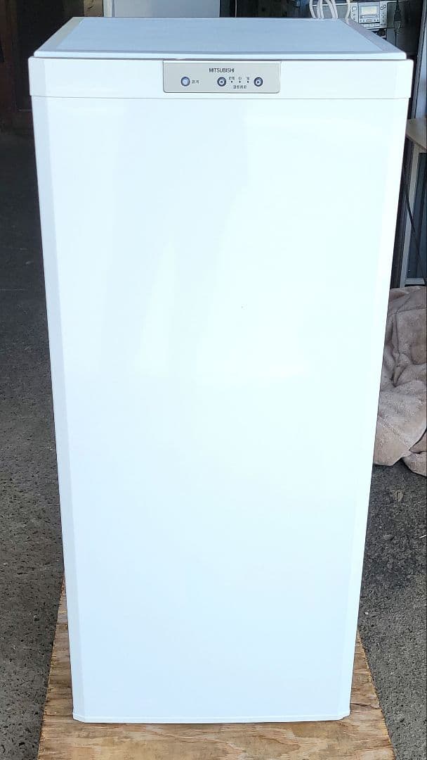 三菱 121L ノンフロン冷凍庫 MF-U12N-W 2009年製