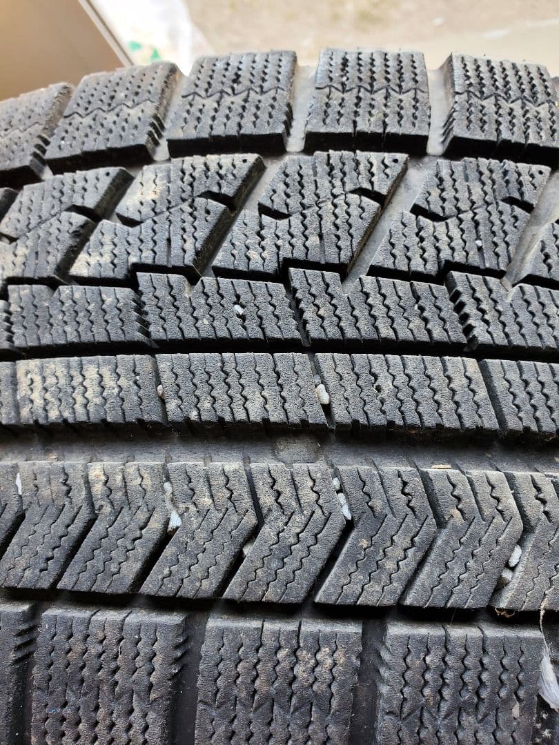 225/50R16 BLIZZAK VRX BMW3シリーズ　スタッドレス１本