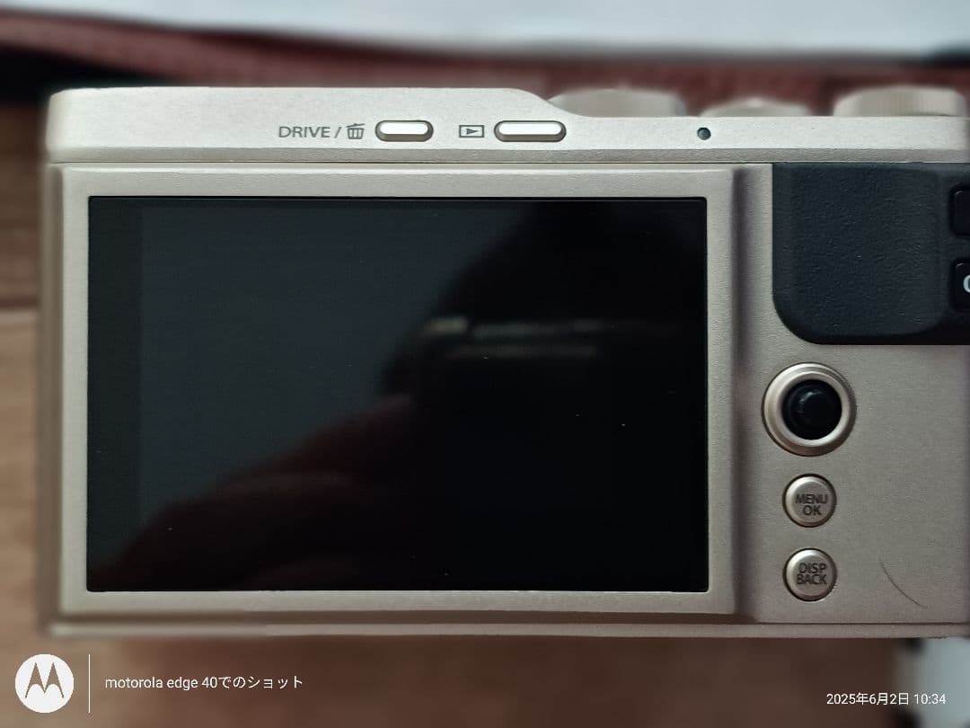 Fujifilm XF10 　本体と付属品　富士フイルム