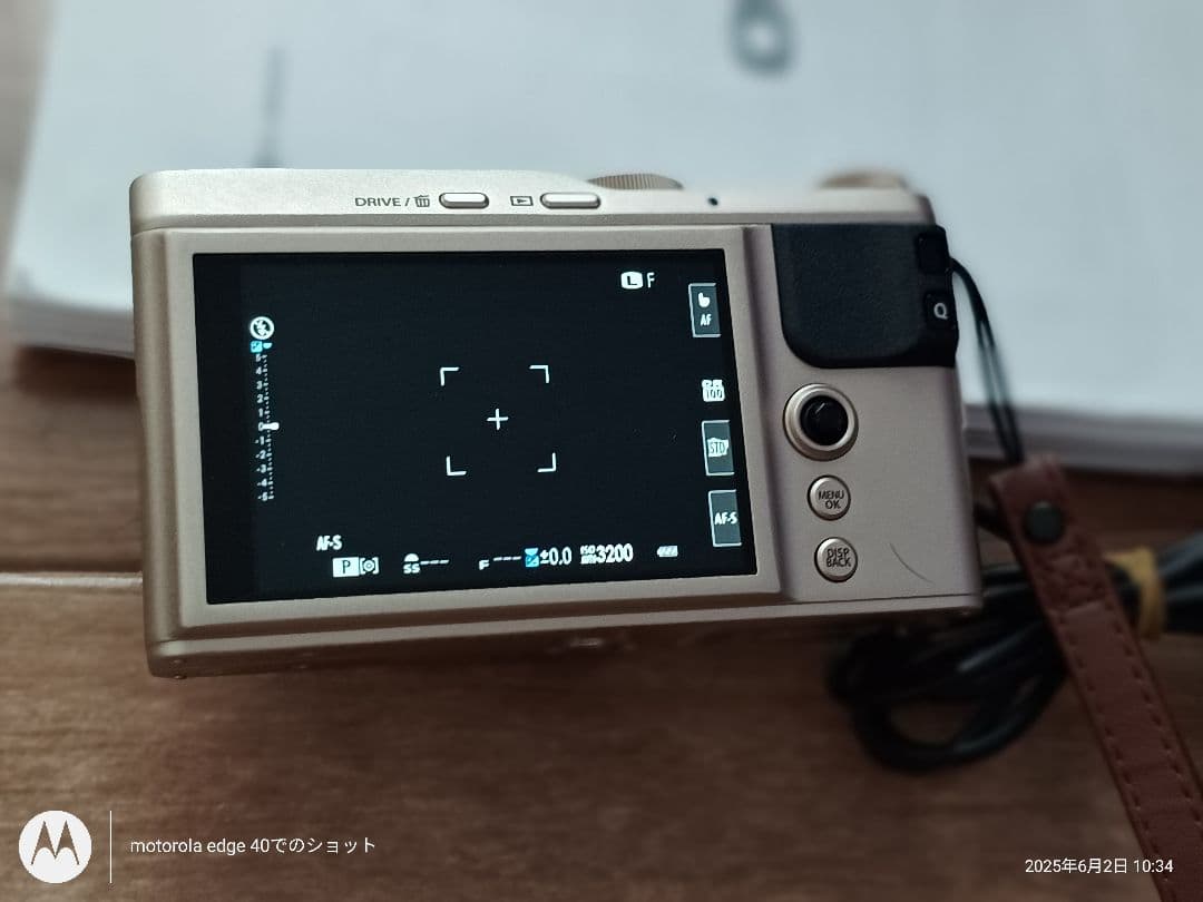 Fujifilm XF10 　本体と付属品　富士フイルム