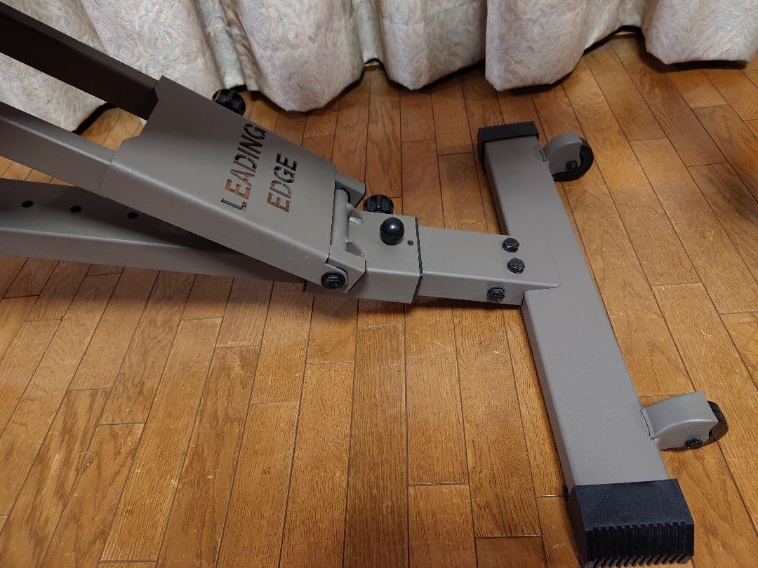 リーディングエッジ アジャスタブルベンチ LE-B100R 耐荷重300kg