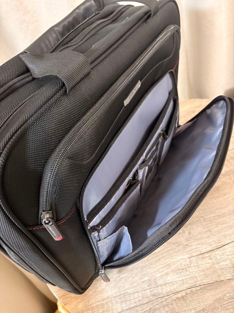 いちご❗️ サムソナイト 2way ビジネスバッグ ブラック