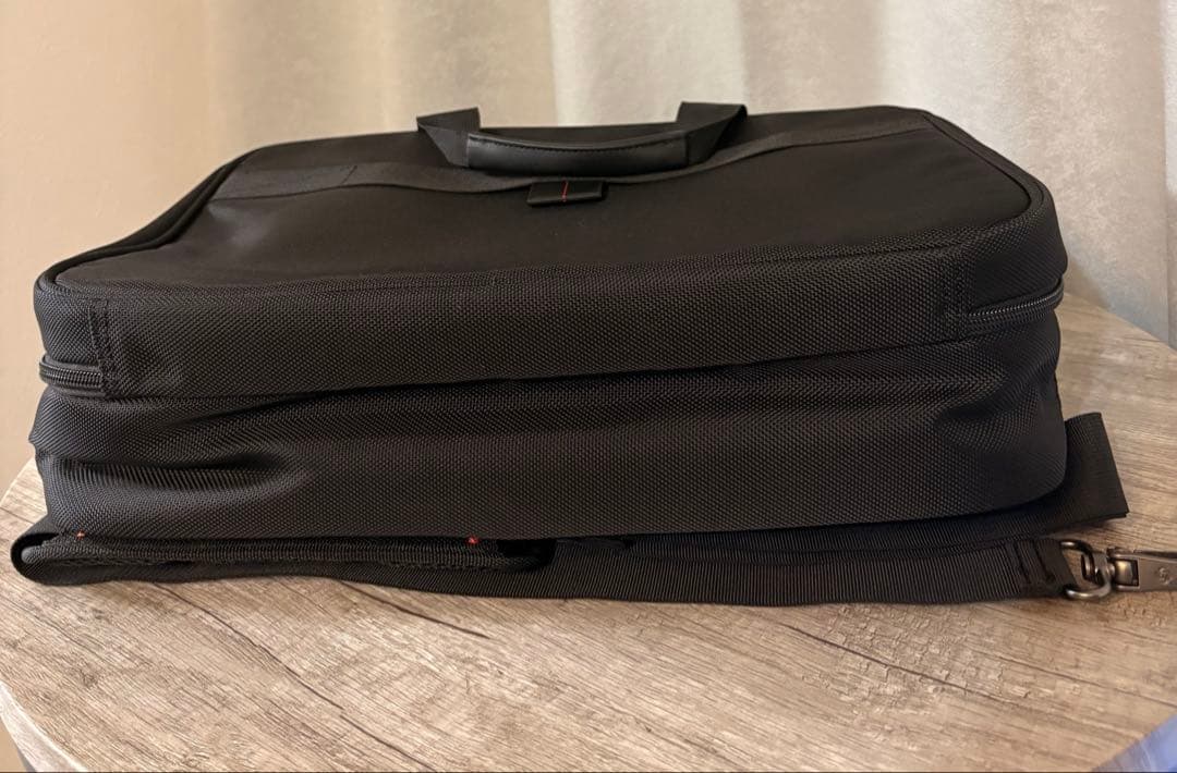 いちご❗️ サムソナイト 2way ビジネスバッグ ブラック