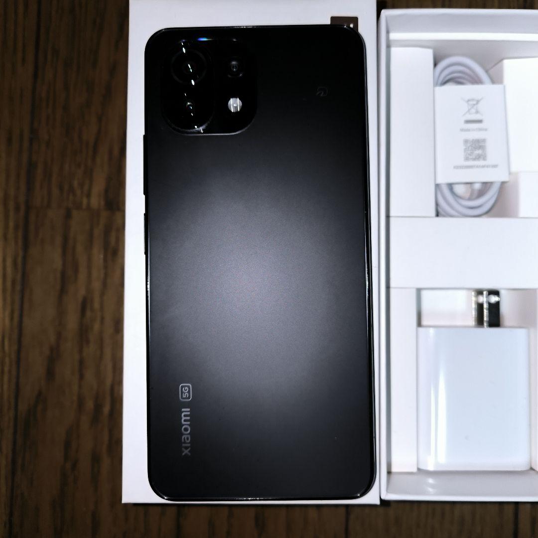 Xiaomi Mi 11 Lite 5G Truffle Black 本体