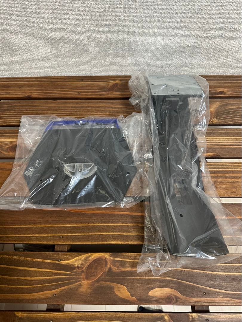 期間限定値下げ・美品・アイオーデータ ゲーミングモニターとモニターアームのセット