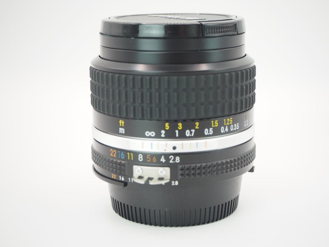 レンズ(単焦点) Nikon Ai-s Nikkor 24mm f2.8 MF Lens