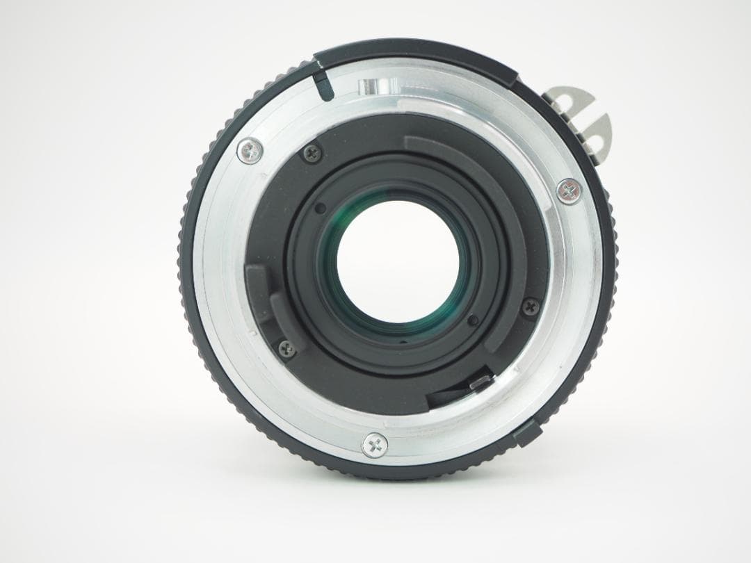 レンズ(単焦点) Nikon Ai-s Nikkor 24mm f2.8 MF Lens