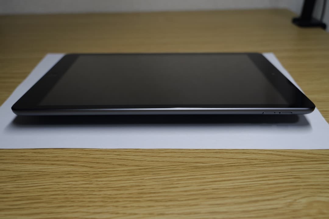 Apple iPad 64GB Wi-Fi スペースグレイ （第9世代）