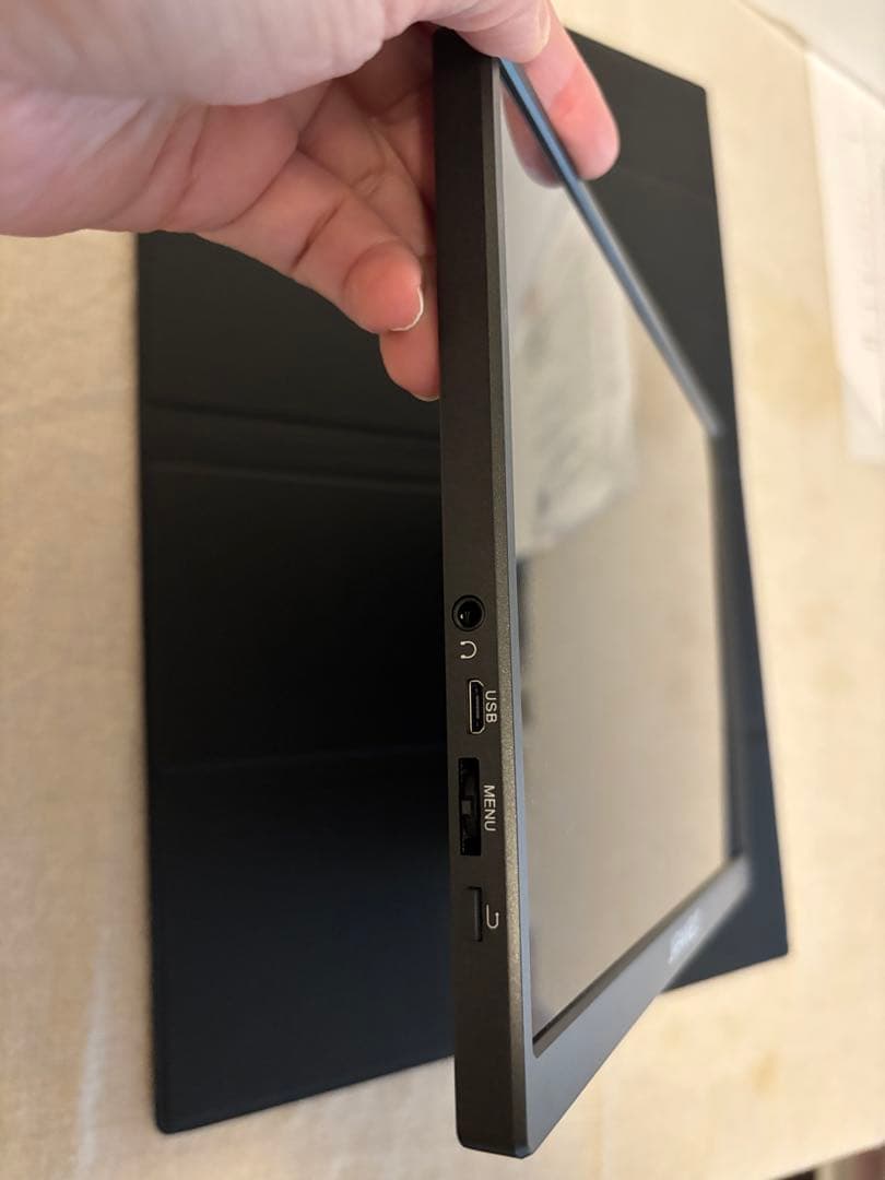 JAPANNEXT 10.5\" モバイルディスプレイ