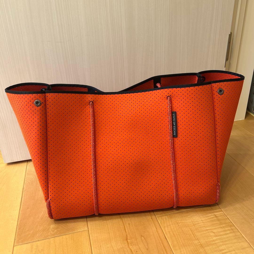 STATE OF ESCAPE オレンジ バッグ