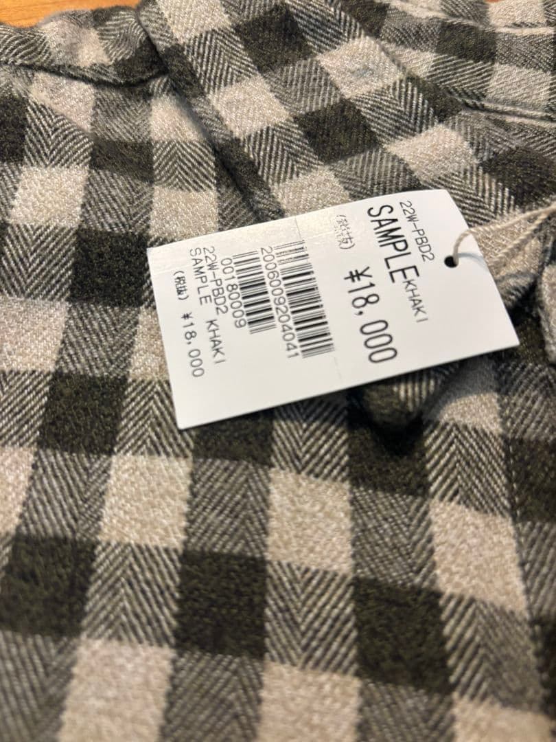 日曜日限定値下！定価１８０００円フェローズ長袖シャツ