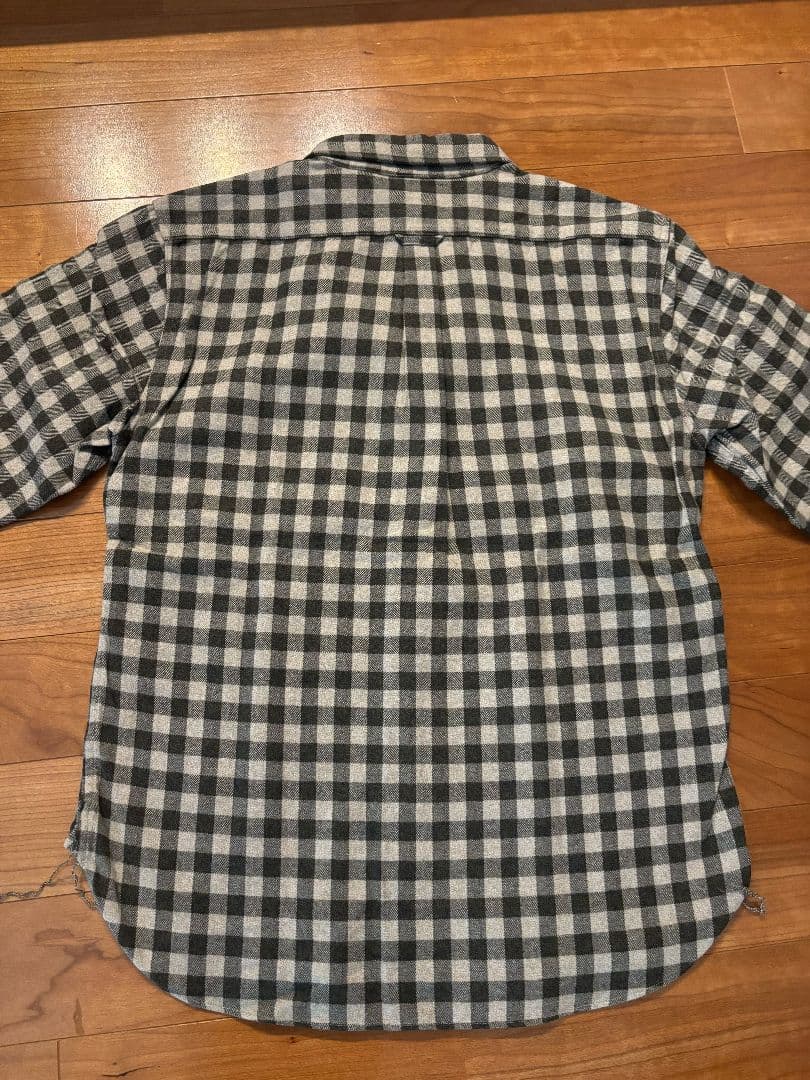 日曜日限定値下！定価１８０００円フェローズ長袖シャツ