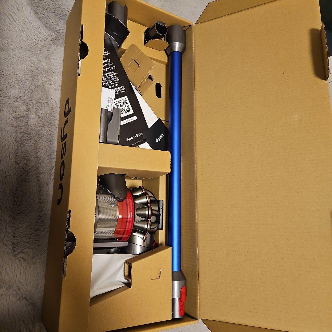 Dyson V8 Slim Fluffy Extra 本体