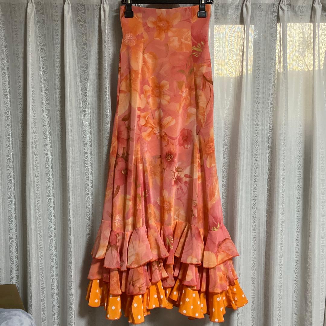 フラメンコ衣装　花柄　ファルダ　オレンジ　3段フリル　オーダーメイド
