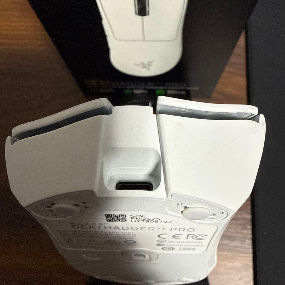 RAZER DEATHADDER V3 PRO 8000Hz レイザー