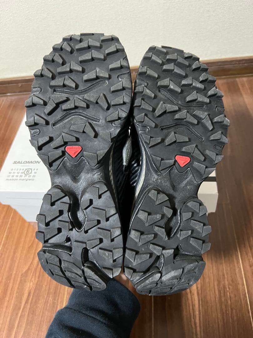 MM6 × Salomon XT-4トレイルランニング スニーカー