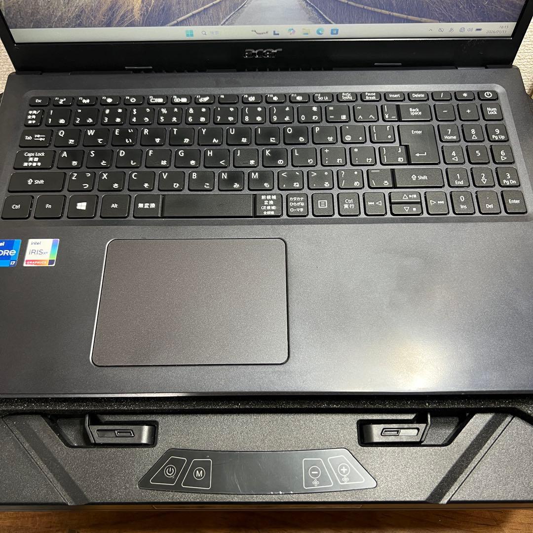 美品 Acer 第11世代 Core i7 128GB SSD 初期化済