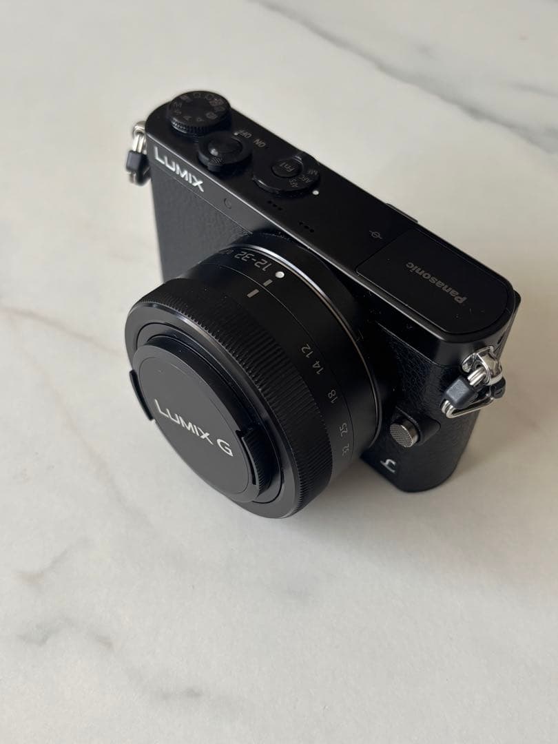 LUMIX Gシリーズ ミラーレスカメラ