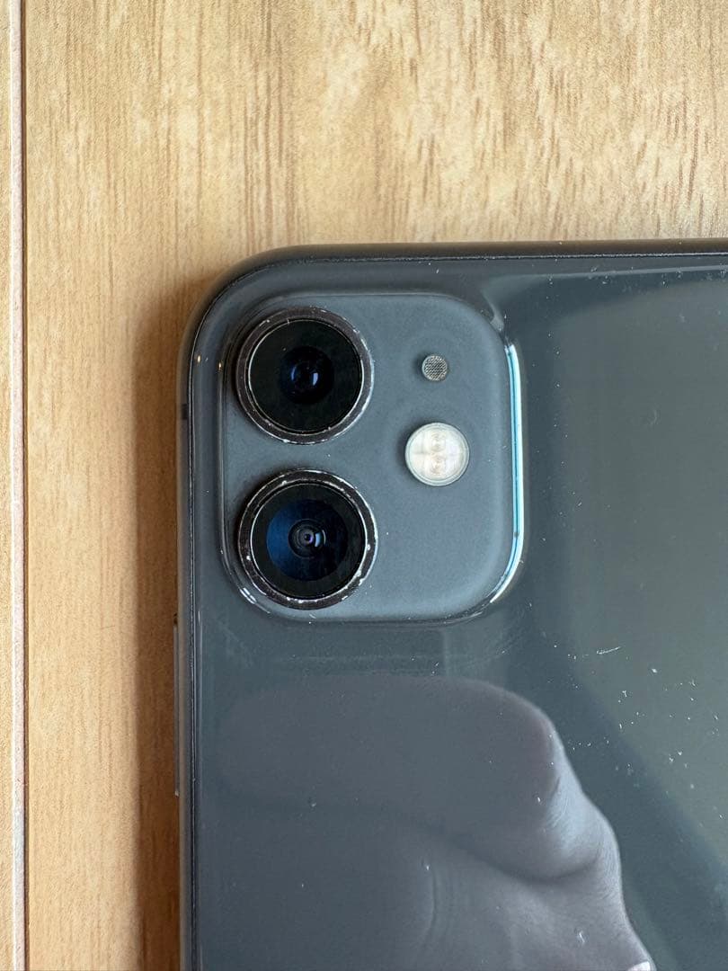 Apple iPhone 11ブラック 本体