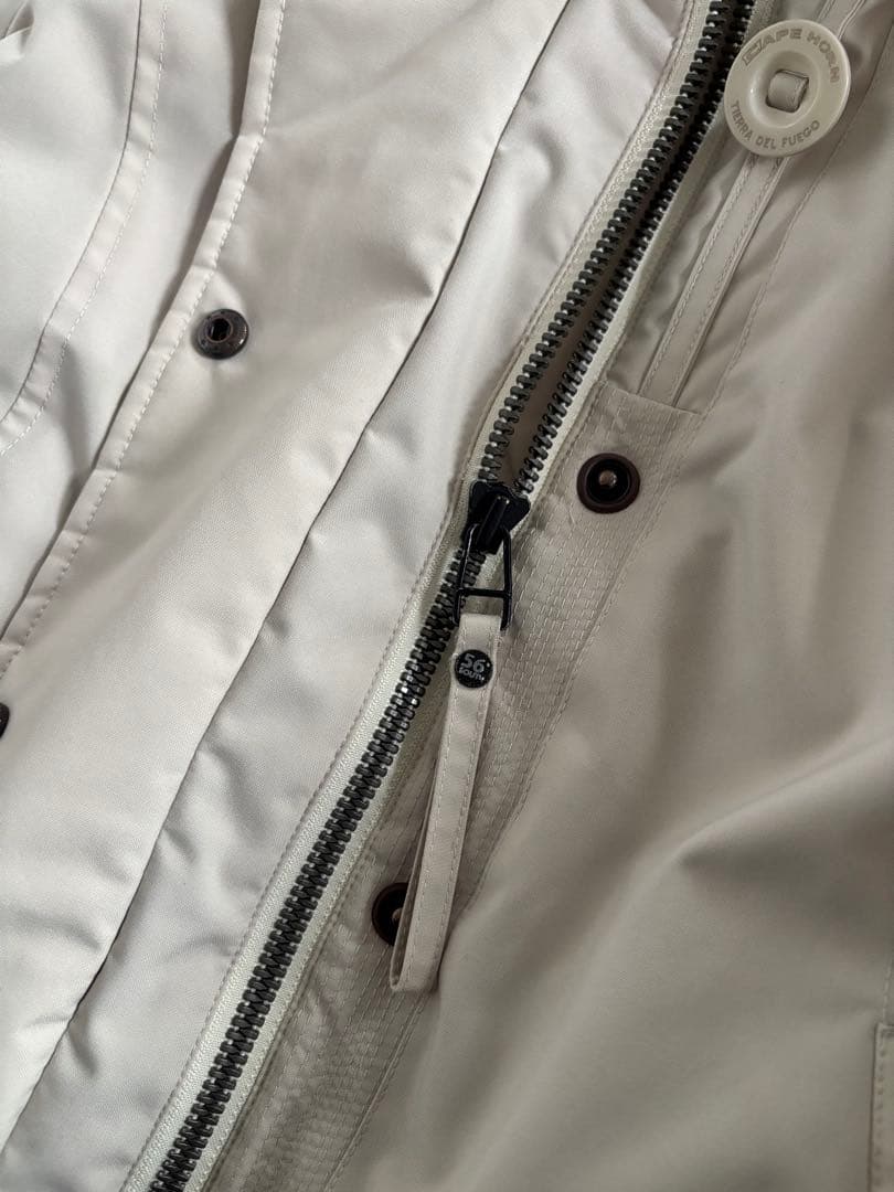 ケープホーン/定価9.7万 ネヴァド ファー付 ダウンJKT アイボリー 42