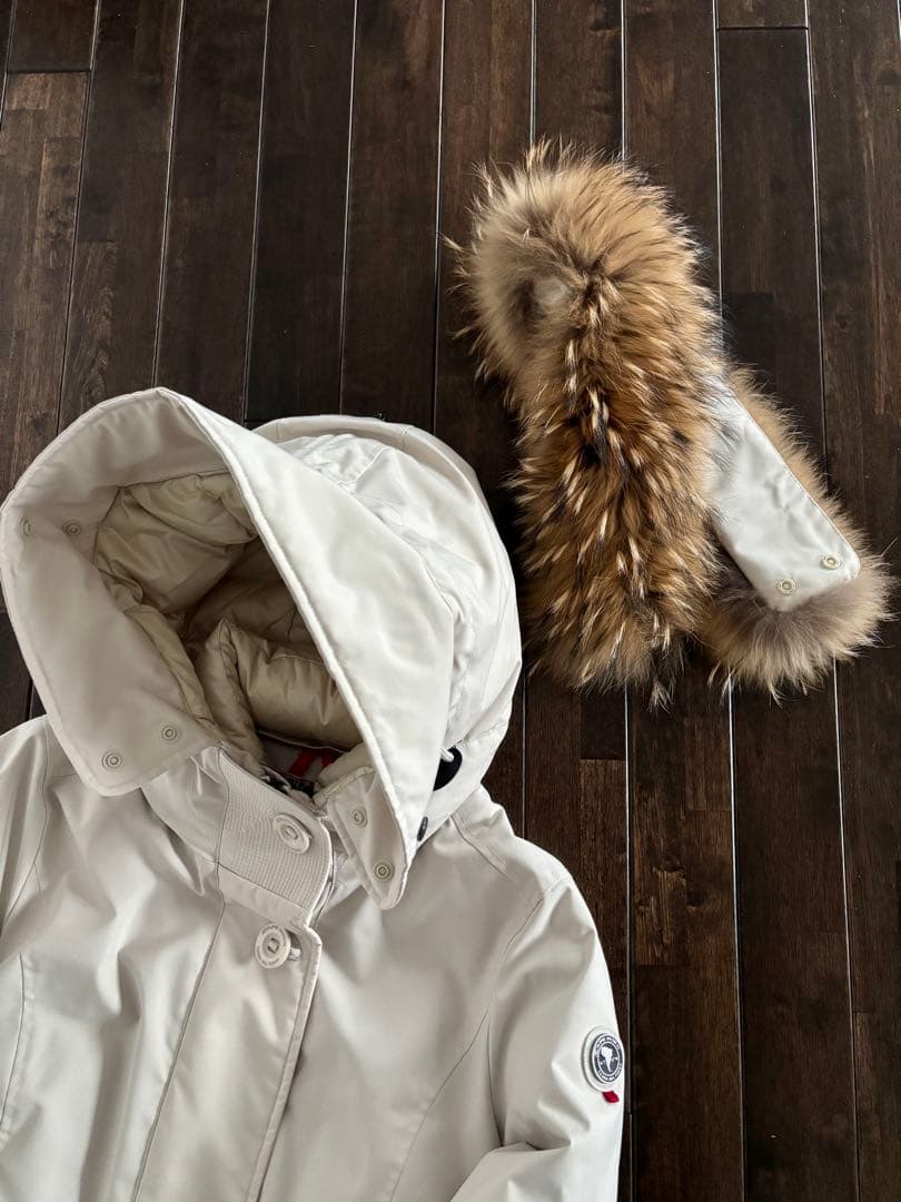 ケープホーン/定価9.7万 ネヴァド ファー付 ダウンJKT アイボリー 42