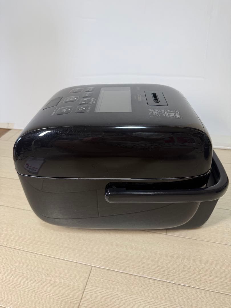 ⭐︎【美品】象印 炎舞炊き 圧力IH炊飯ジャーNW-LA10動作保証⭐︎