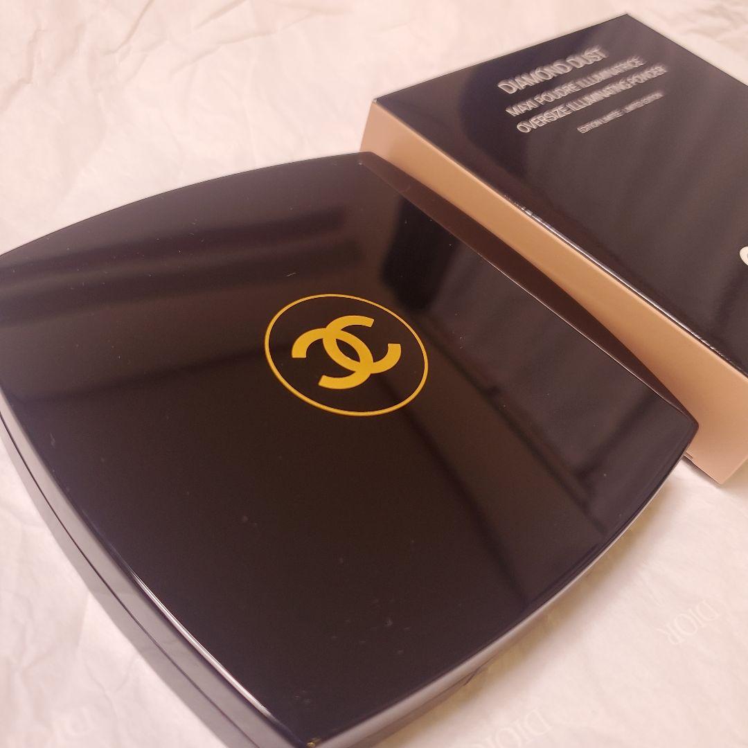 ホリデー限定　CHANEL ダイヤモンドダストドゥシャネル　フェイスパウダー