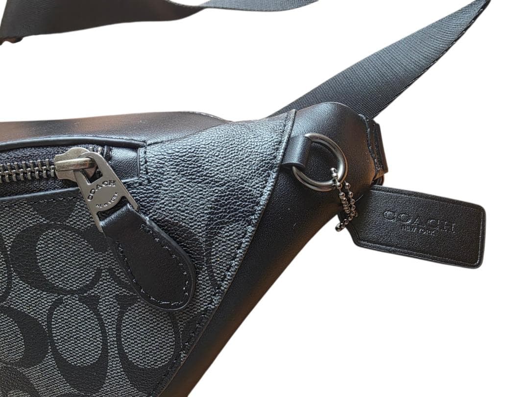 COACH (コーチ) ボディバッグ ウエストポーチ【美品】