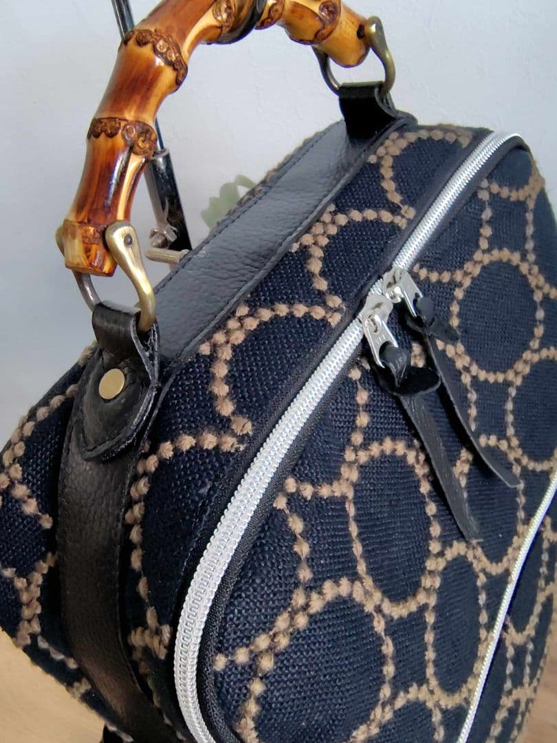 ミナペルホネン/タンバリンBK×カーキ/A4バンブーリュック本革黒