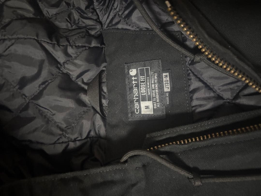 Carhartt カーハート　アクティブジャケット　ブラック Mサイズ