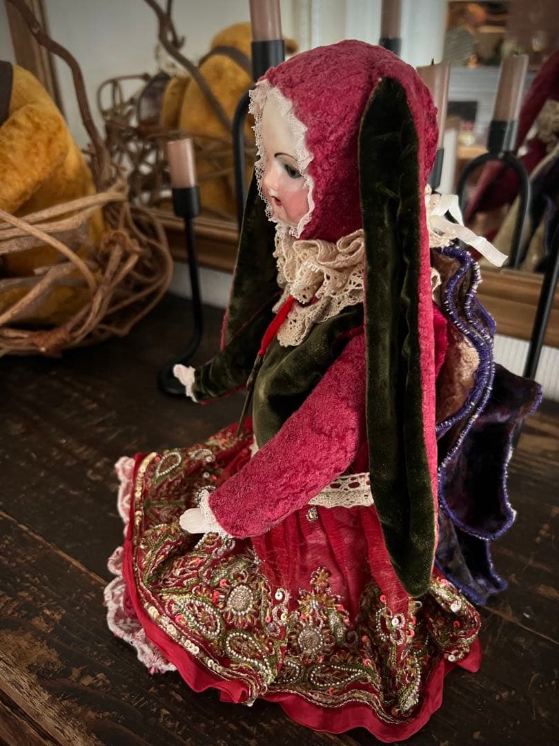 アンティーク動物コスチューム人形 ドール アンティーク　ビスクドール 人形