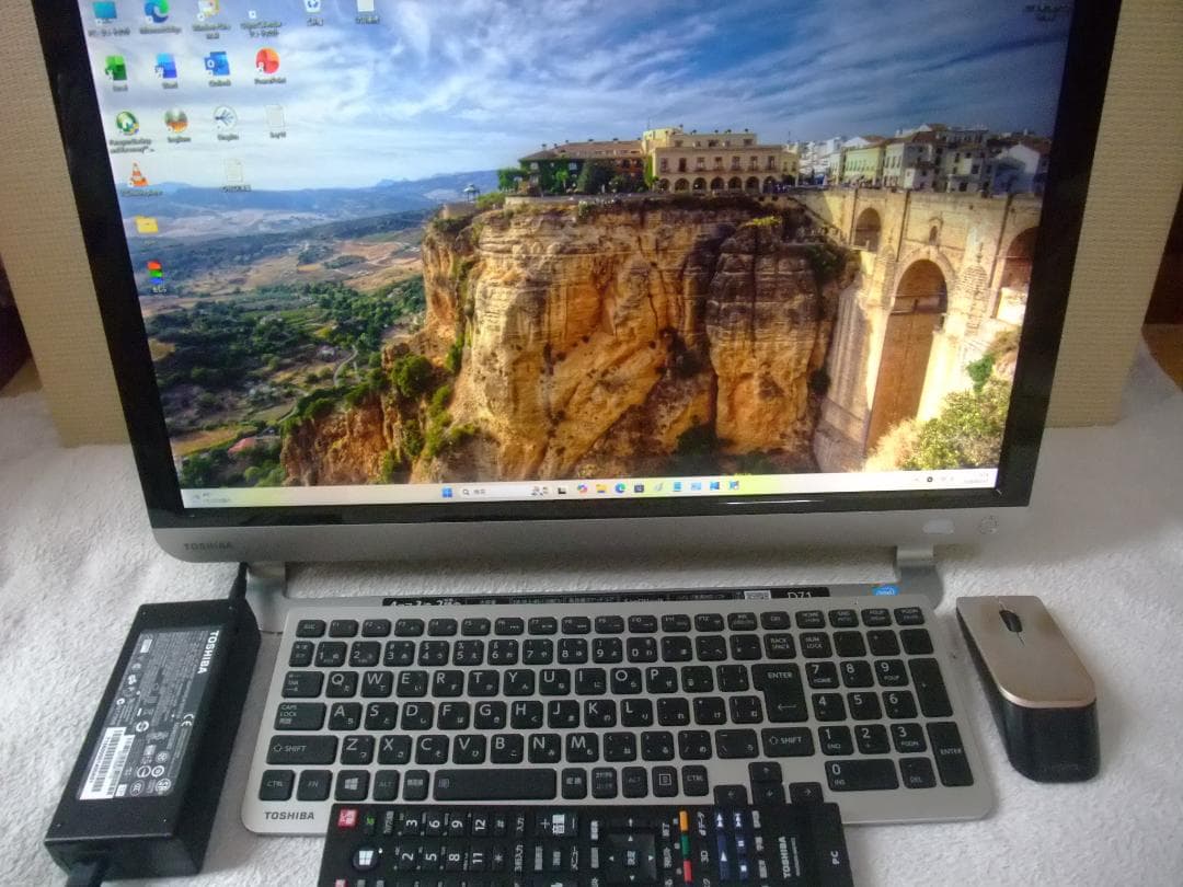 D71/UB W11 i7 8GB 2TB TV BD Office即 ジャンク