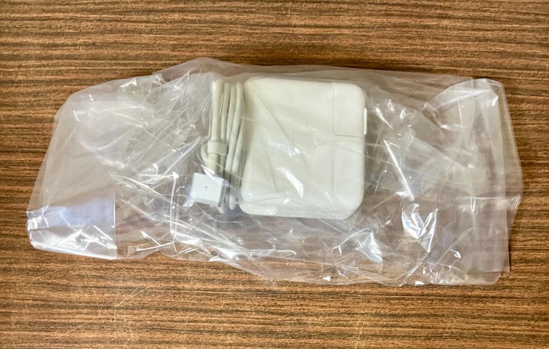 軽量 Macbook Air 2013 11インチ、4GB、128GB