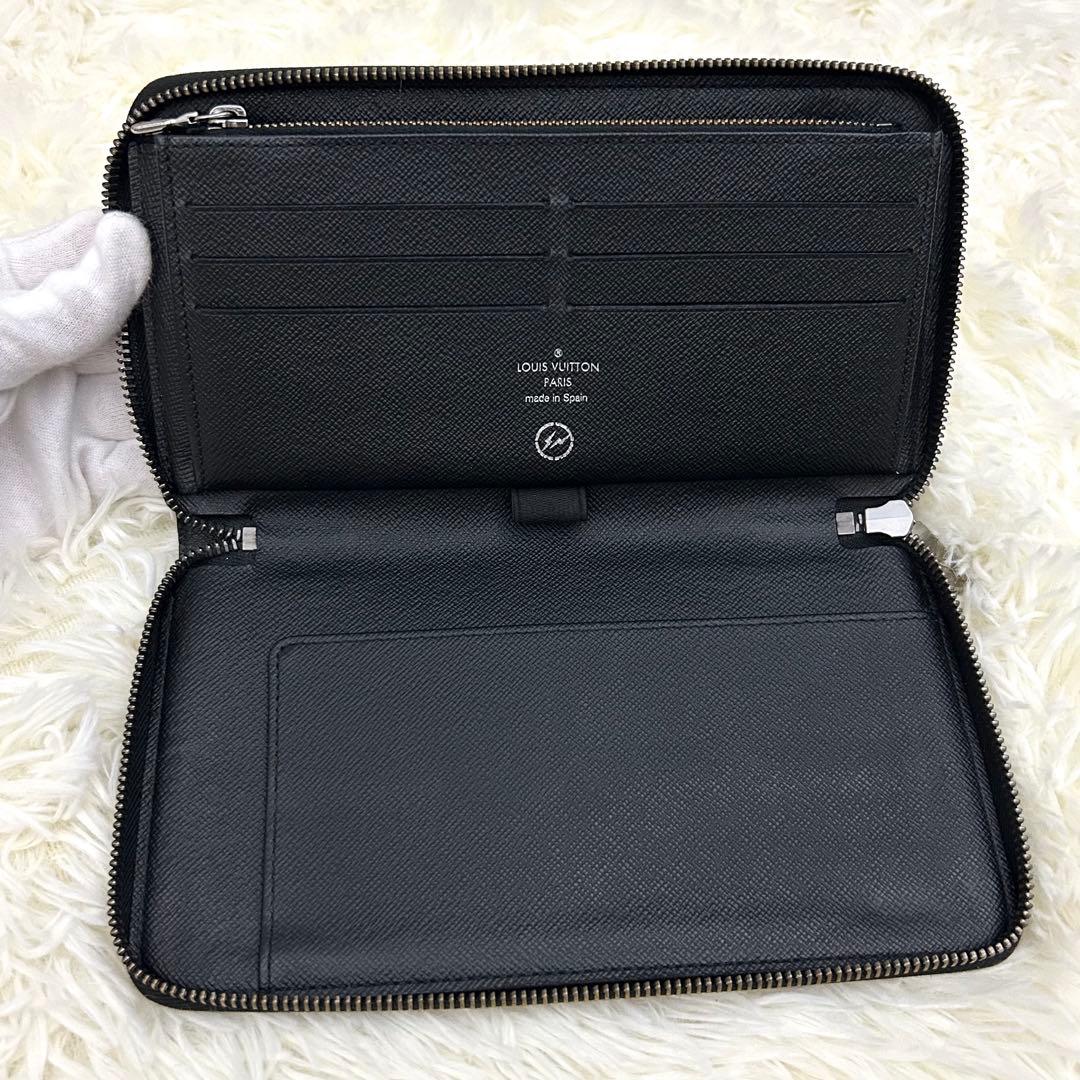 LOUIS VUITTON モノグラム エクリプス フラグメント デザイン 財布