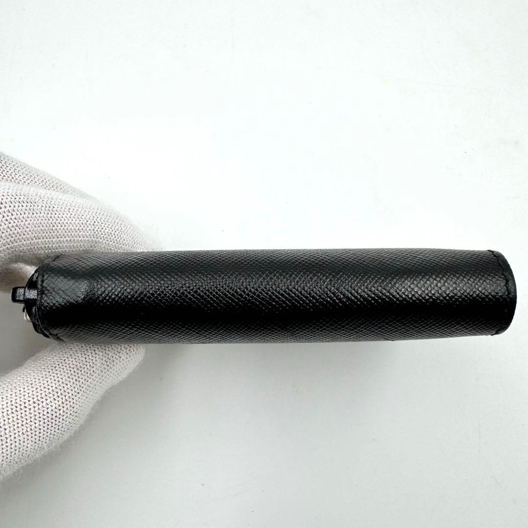 美品✨PRADA プラダ　ケース　ブラック　レザー　三角ロゴ