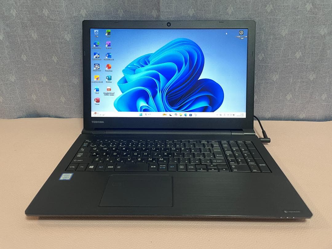 7123★東芝　B65/J★第７世代　Core i５★メモリ12GB★SSD