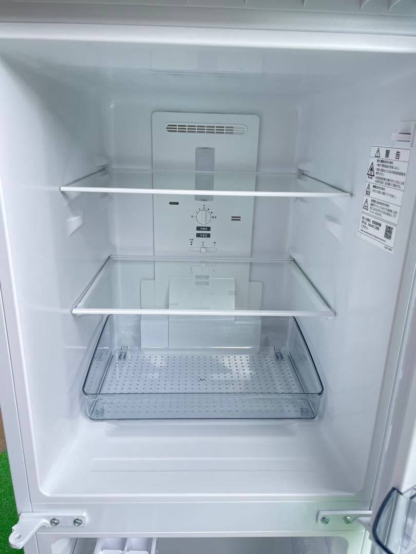 754極美品✨ シャープ 左右付け替え可能2ドア冷蔵庫 おしゃれホワイト 高性能