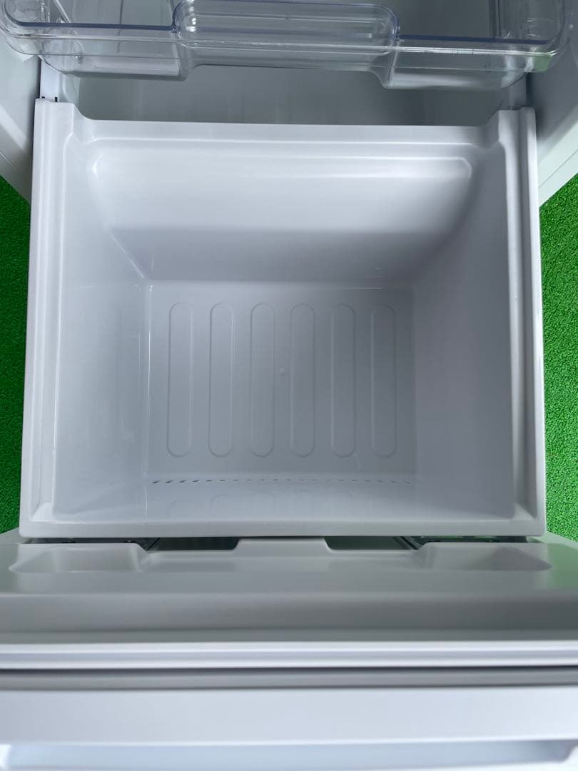 754極美品✨ シャープ 左右付け替え可能2ドア冷蔵庫 おしゃれホワイト 高性能