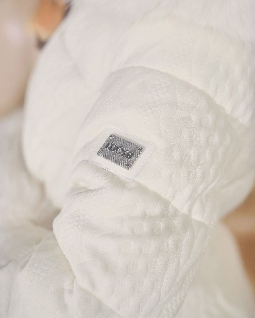 ミシェルマカロン　ケーブル柄ベルトダウンコート　XSサイズ　アイボリー