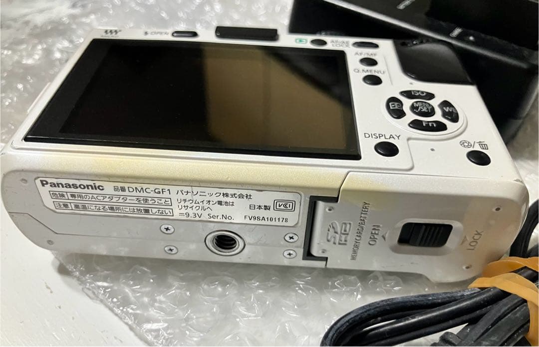 Panasonic DMC-GF1 ミラーレスカメラ