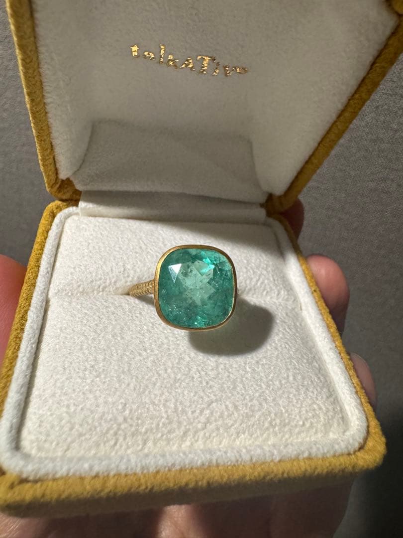 はな　talkative エメラルドリング　12号