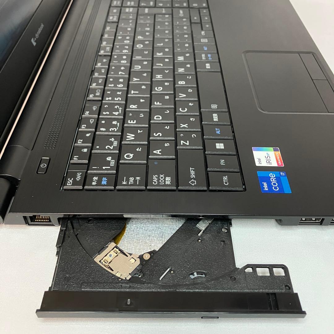 美品 dynabook B65 第11世代 i7 16GB 512GB DVD