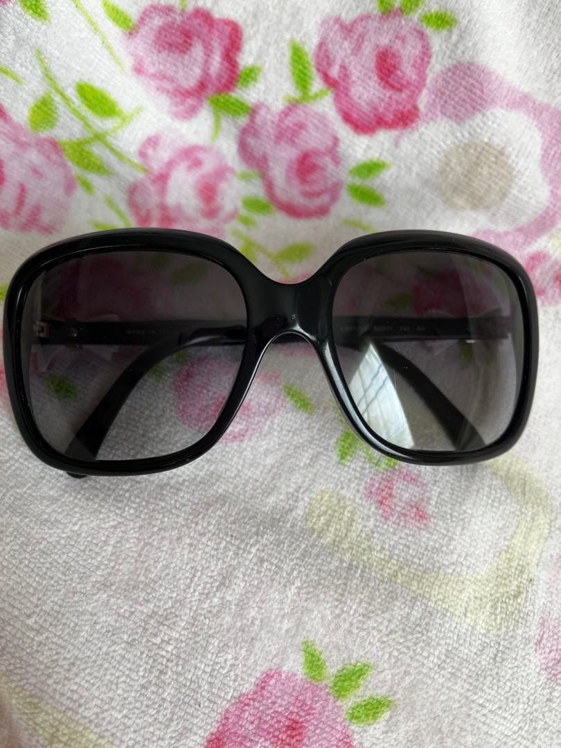 シャネル ブラック サングラス黒　リボン白CHANEL