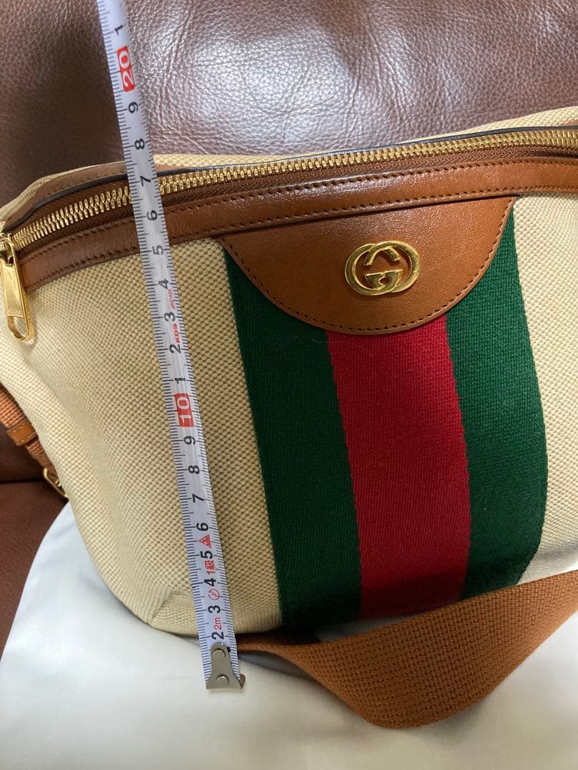 GUCCIヴィンテージキャンパスボディバッグ