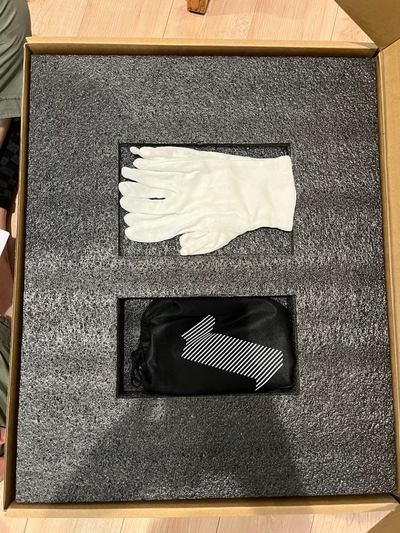 【まさ@プロフ必読】 TRANSPARENT SPEAKER