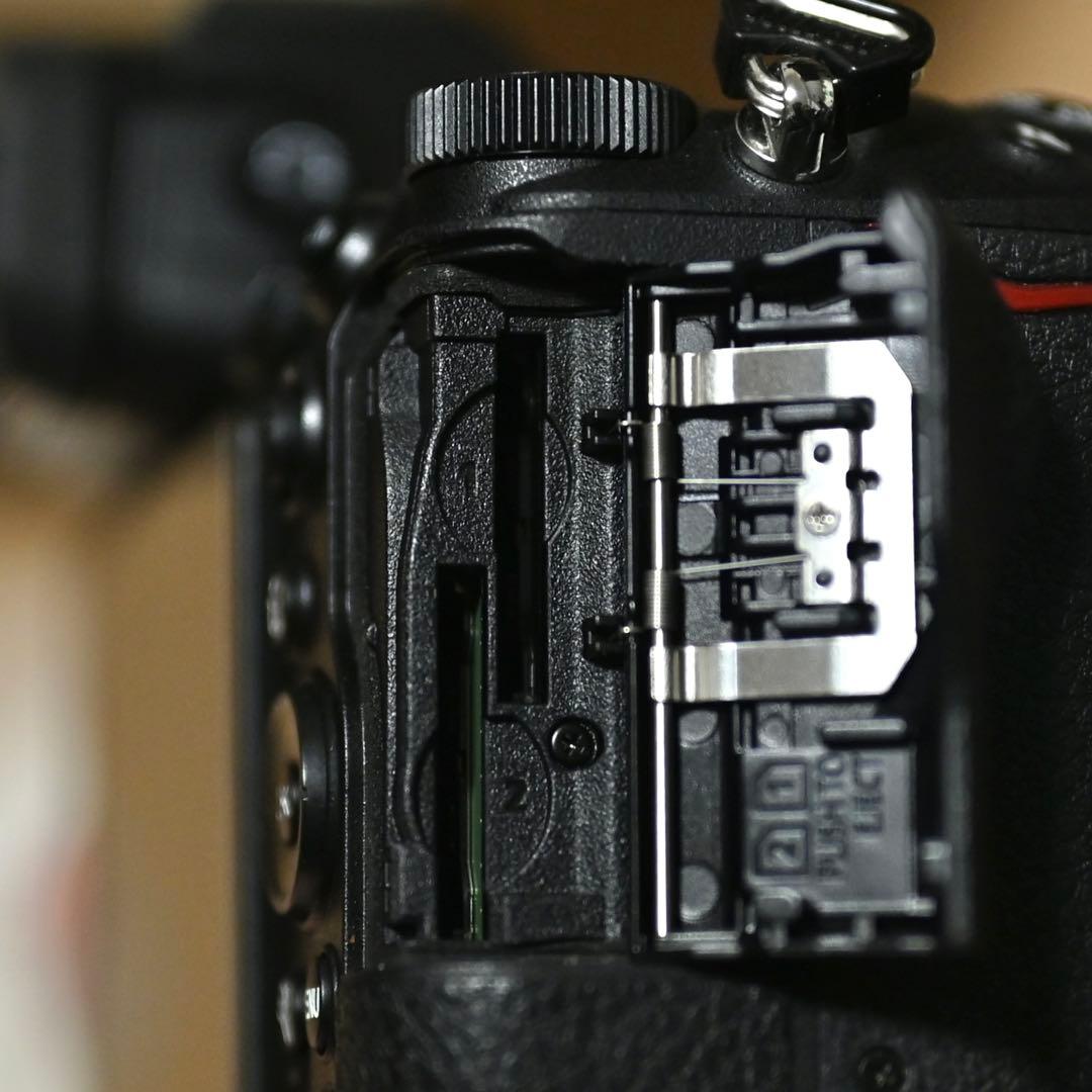 【中古】Nikon Z5 24-50 レンズキット