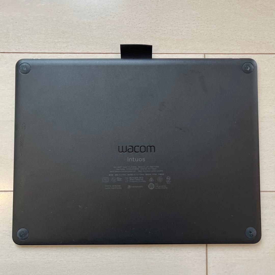 wacom Intuos Mediumワイヤレス ペンタブレット