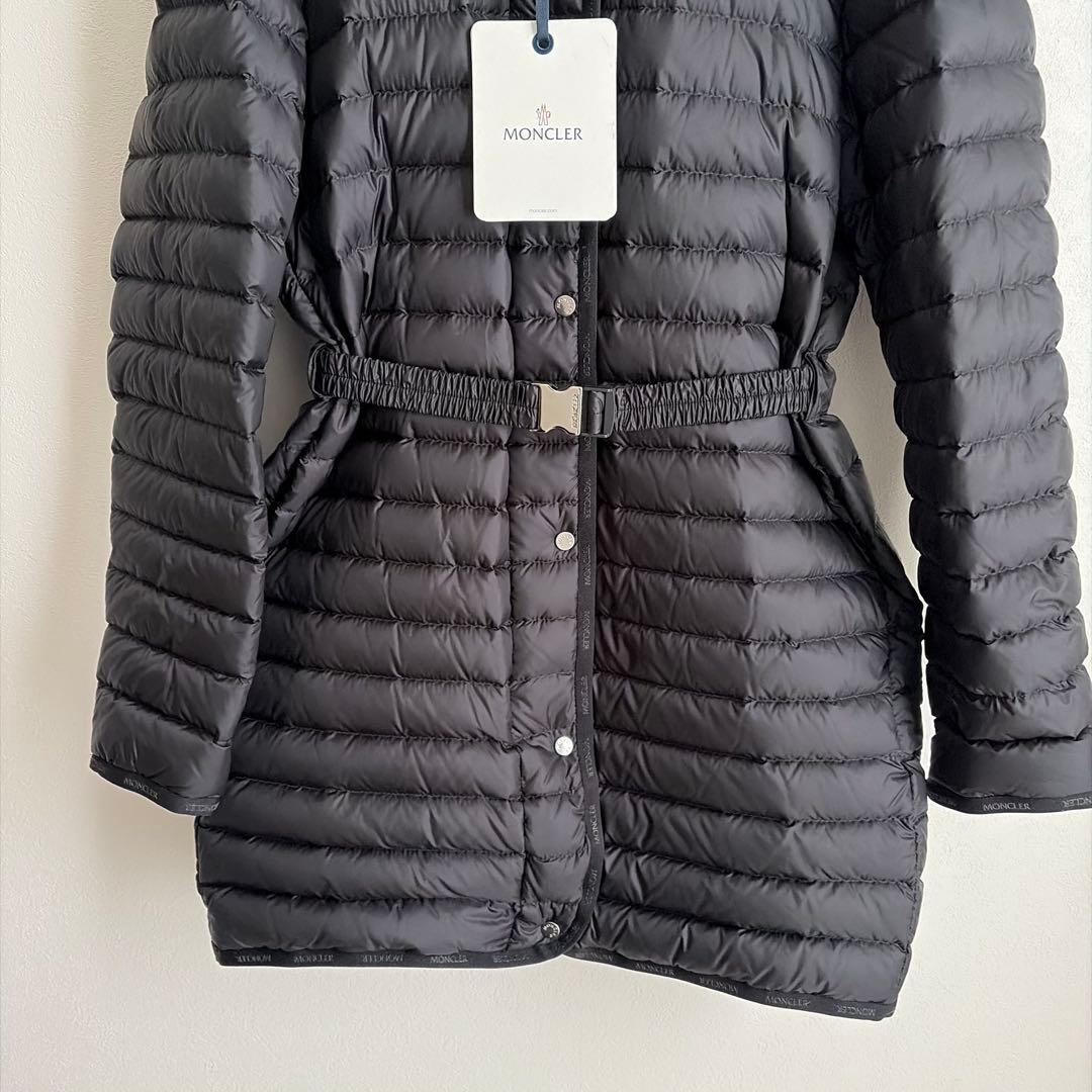 【新品タグ付き✨最新モデル】モンクレール　OREDONNE 黒　ダウンコート