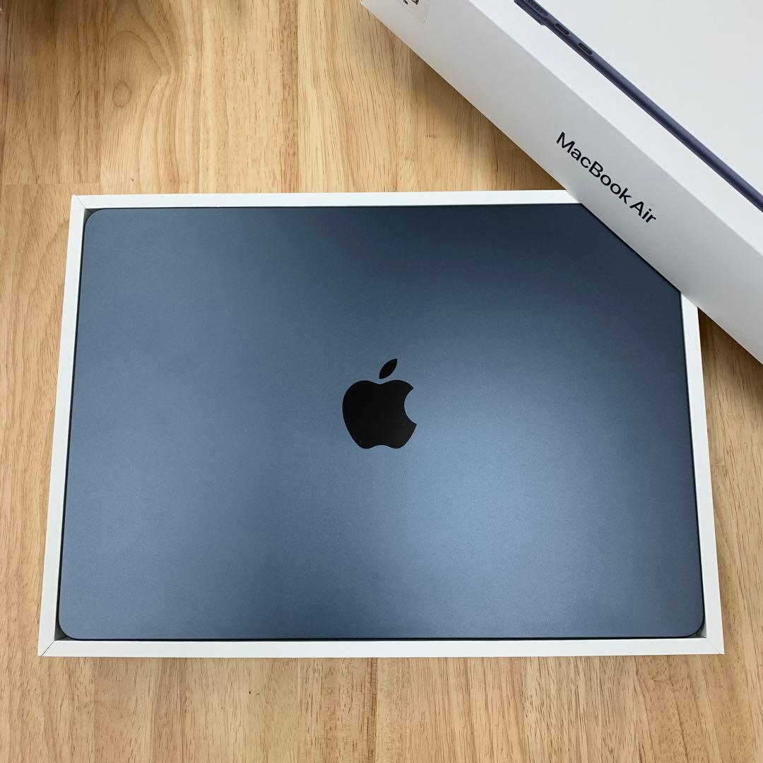 新品同様 MacBook Air 13インチ M3 チップ16GB ミッドナイト